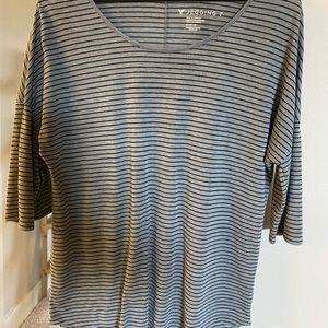 Long 3/4 sleeve t-shirt